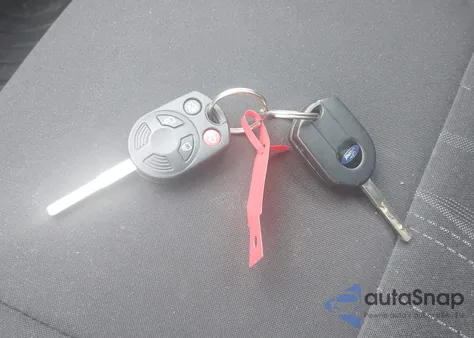 2015 Ford Focus Se z USA, uszkodzony, nr VIN 1FADP3F28FL353185